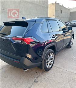 تۆیۆتا ڕاڤ 4